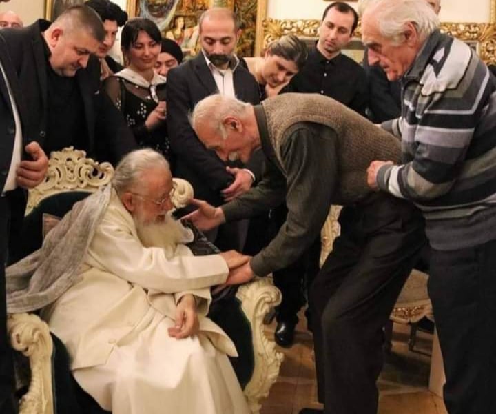 “უწმინდესს მოვუკითხივართ, სად არიან კავსაძეებიო?” – რა ისტორიას გვიყვება იმერი კავსაძე