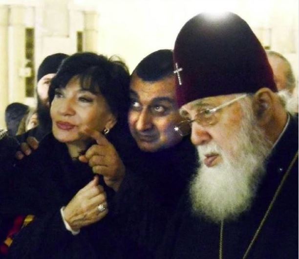 „ბოდიში, უწმინდესო, რომ ჩვენში ასეთი ადამიანები არსებობენ” – რისთვის უხდის ბოდიშს დავით ოქიტაშვილი პატრიარქს