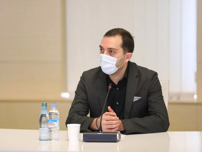 წესების დაცვით, ადამიანებს სამსახური და გადაადგილების უფლება უნდა მივცეთ - კულუმბეგოვი ​