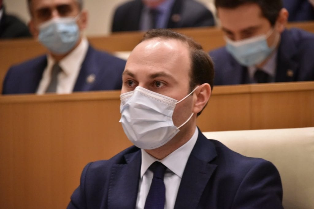 მზად ვარ დავტოვო დეპუტატის მანდატი, თუ ერთ კანონსაწინააღმდეგო ფაქტს დაამტკიცებენ - ანრი ოხანაშვილი