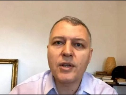 ეს არის საყურადღებო ინფორმაცია – გიორგი ფხაკაძე მოქალაქეებს კიდევ ერთი ახალი შტამის შესახებ აფრთხილებს