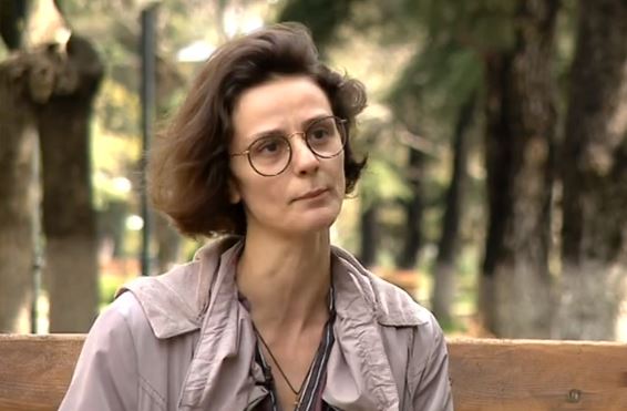 „რა იყო, ქალო, ფულიანი ქმარი გყავს ხმას რომ იღებ?“ – თამთა ინაშვილი რობერტ სტურუას განცხადებას ეხმიანება