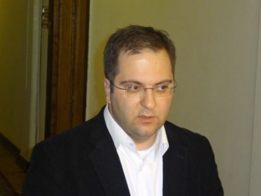 „ნაციონალური მოძრაობის“ ერთ-ერთ ლიდერს, აკო მინაშვილს კორონავირუსი დაუდასტურდა