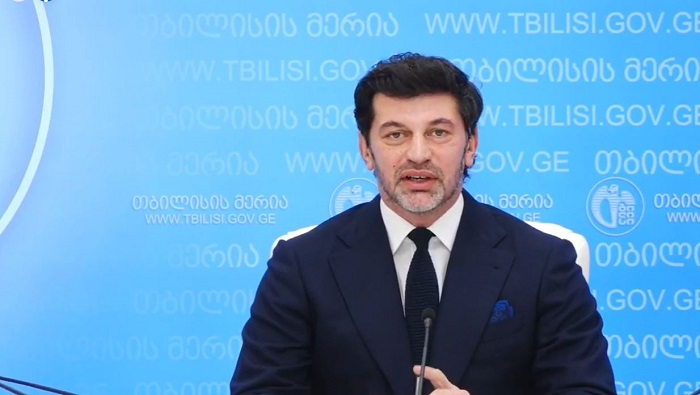კლინიკიდან გამოწერის შემდეგ კახა კალაძე პირველად გამოჩნდა