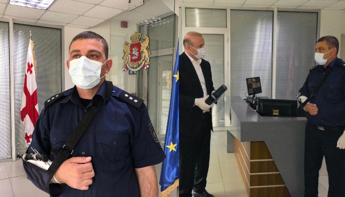 პოლიციელი, რომელიც სამსახურებრივი მოვალეობის შესრულების დროს დაჭრეს, დღეს დააჯილდოვეს