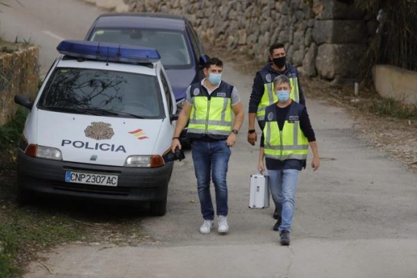 მალიორკაზე დააკავეს მამაკაცი, რომელმაც 22 ადამიანი კორონავირუსით დააინფიცირა
