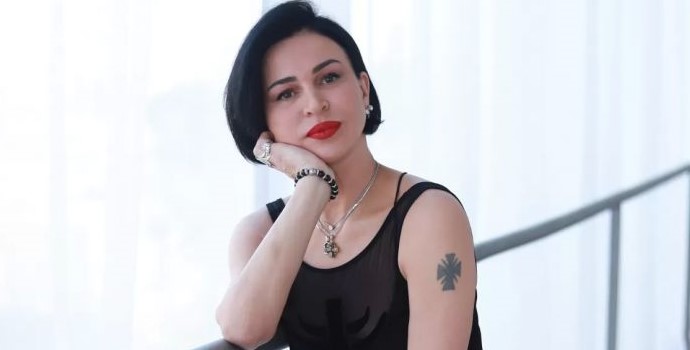 გავსკდი გულზე, ჩემი შვილის ჩათვლით, ყველა მეზიზღებოდა – რა შემთხვევას იხსენებს თეა დარჩია