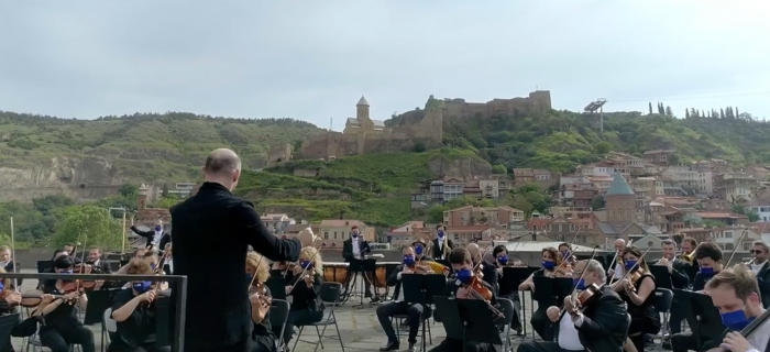 ექსკლუზიურად ევროპის დღისათვის შექმნილი ევროკავშირისა და საქართველოს ჰიმნების მუსიკალური კომპოზიცია (ვიდეო)