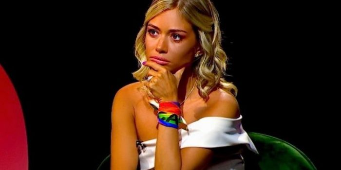 სოლიდარობის ნიშნად, თათია შარანგიამ ლგბტ სამკლაური მოირგო