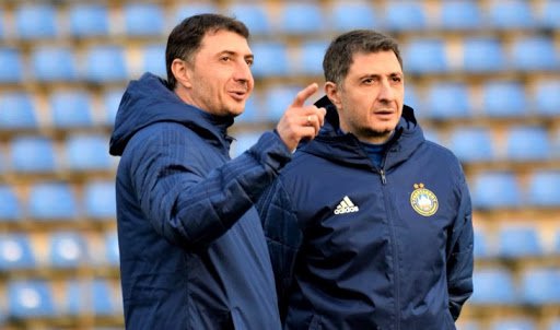 აჩი და შოთა არველაძეები „სინოფარმის“ ვაქცინით აიცრებიან