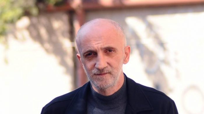 „ამაღამ განიხილება, გახარიას პუტინი ჩაუდონ, თუ მიშა“ – გია ხუხაშვილი