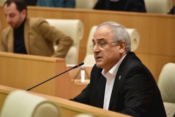 თითის ანაბეჭდით იდენტიფიცირების წინააღმდეგი ვარ, გლეხებს შეიძლება, გაუცვდეთ – დავით ზილფიმიანი