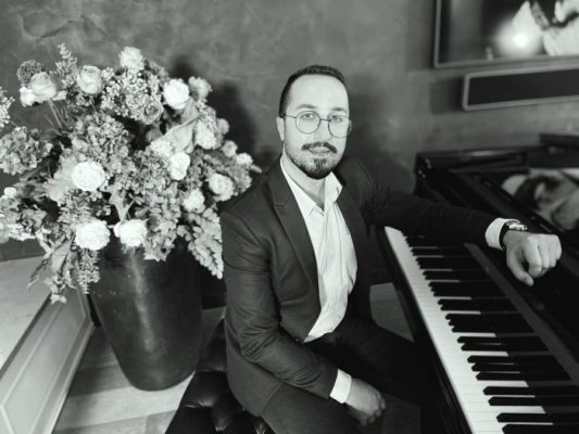 „არ არის რთული, ჩემ მუსიკაში ქართული გენეტიკური კოდის ამოკითხვა!“ – გერმანიაში მოღვაწე ქართველი კომპოზიტორის საუნდტრეკების პირველი დისკი