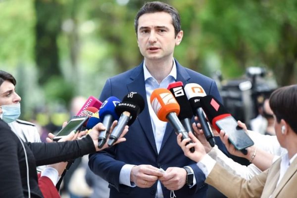 ვწუხვარ ნიჭიერი მომღერლის, ზურაბ ბაკურაძის გარდაცვალების გამო  – კახა კუჭავა