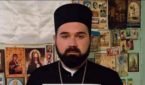 მონასტერში, რომლის გარშემოც მოსახლეობა მშიერია, ერთი დღეც არ ვიცხოვრებ - ვინ არის მამაო, რომელიც სოფელს ეხმარება
