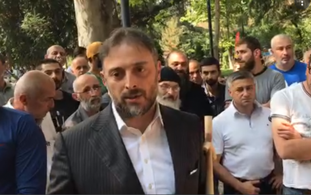 ლევან ვასაძე პროვოკაციას ელოდება – „ჩემი ავადმყოფობა ჩვენს ხალხს ამ სიბინძურის არდაშვებაში ვერ შეაჩერებს“