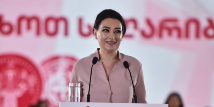 „მეგობრებო, ბედნიერი ვარ!” – თაკო ჩარკვიანი სასიხარულო ინფორმაციას ავრცელებს 