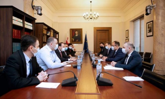 რატი ბრეგაძემ და ანრი ოხანაშვილმა სამომავლო თანამშრომლობის გეგმებზე იმსჯელეს