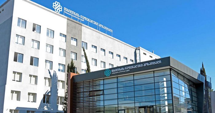 მედიკოსი, რომელმაც ანტივაქსერული ვიდეომიმართვა გაავრცელა, სამსახურიდან გაათავისუფლეს