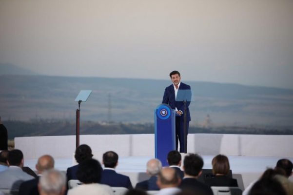 არ გვჩვევია ამ მეთოდებით ბრძოლა – კახა კალაძე ჰომოფობიურ პლაკატებზე