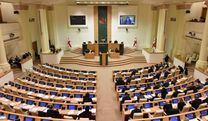 პარლამენტმა ცენტრალური საარჩევნო კომისიის თავმჯდომარე უკვე მესამედ ვერ აირჩია