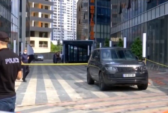 ახალგაზრდა კაცი მეხუთე სართულიდან გადავარდა და გარდაიცვალა – მიზეზად კი იმ საქმიანობას ასახელებენ, რომელიც მას არ ევალებოდა