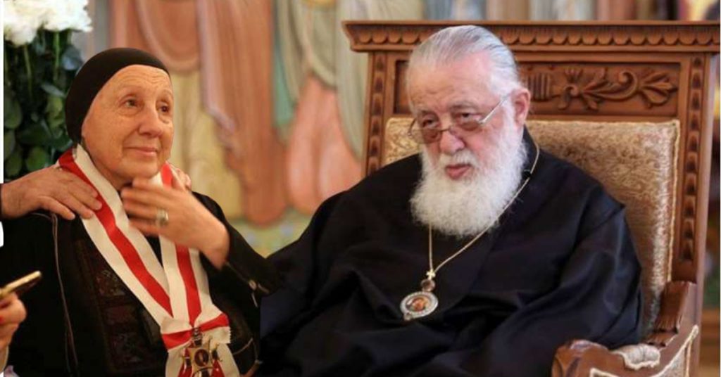 VIDEO: ბოდიშს ვიხდი, რომ ყურადღება მივიქციე - ლია სალაყაის საჯარო მიმართვა პატრიარქს - ისტორიული კადრები