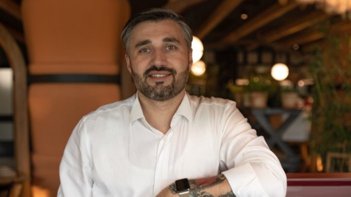 რატომ და ვისთან წყვეტს ლევან ქოქიშვილის ოჯახი ფიზიკურ კომუნიკაციას