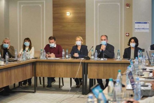 ნათია თურნავა: ჩვენი ამოცანაა, უზრუნველვყოთ ბაზრის ისეთი ფუნქციონირება, რომ ენერგომომხმარებლებს, ჩვენს მოსახლეობასა და მცირე ბიზნესს უწყვეტად მიეწოდოს ხარისხიანი ელექტროენერგია