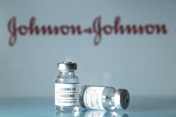 „Johnson & Johnson-ის ვაქცინის მეორე დოზამ კორონავირუსის ზომიერი და მძიმე ფორმების წინააღმდეგ ეფექტურობა 94%-მდე გაზარდა“