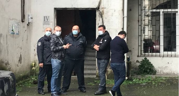რა კავშირი აქვს თბილისში მომხდარ მკვლელობასთან ბათუმის ყოფილ ვიცე მერს – ზურაბ ბერიძის სახლში ჩხრეკა მიმდინარეობს