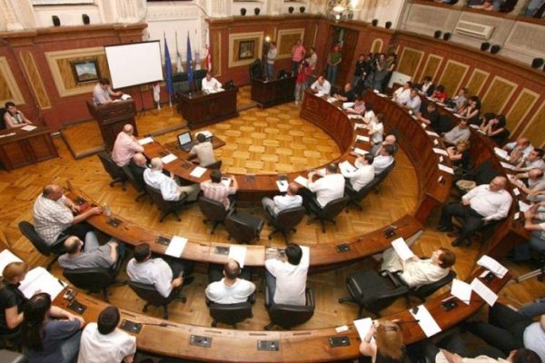 როგორ ნაწილდება მანდატები თბილისის საკრებულოში – უმრავლესობას „ქართული ოცნება“ ინარჩუნებს