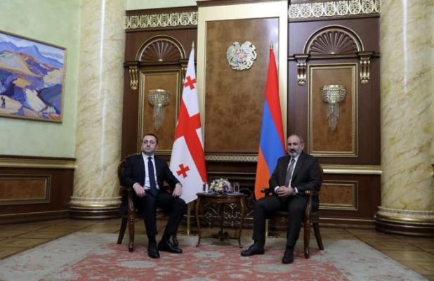 შეხვედრაზე განვიხილეთ “სამხრეთ კავკასიაში სამეზობლოს მშვიდობიანი ინიციატივა – ირაკლი ღარიბაშვილი ნიკოლ ფაშინიანს შეხვდა