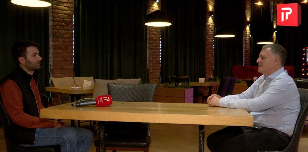 ბალერონი, მოჭადრაკე, ექიმი... - გაიცანით სულ სხვანაირი გიორგი ფხაკაძე (ვიდეო)