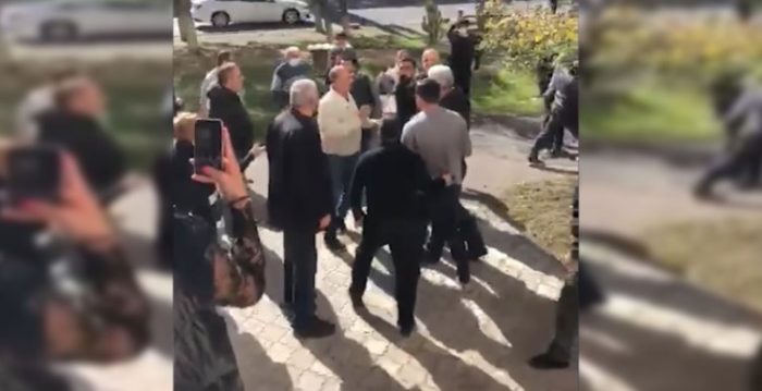 „კირკიტაძემ დამარტყა, უსინდისო კაცია, წკეპლასავით იქნევს ფეხს“ – რუსთავის ინციდენტზე ურთიერთბრალდებები გრძელდება