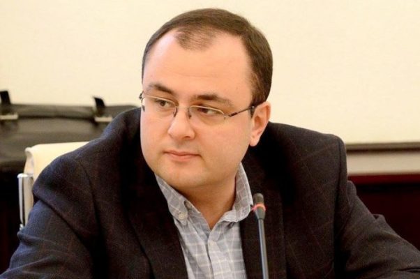 სახალხო დამცველის დასკვნაში ერთი ფაქტობრივი შეცდომაც იყო, ექიმი-რეანიმატოლოგი მე-18 დაწესებულებაში არის - რატი ბრეგაძე