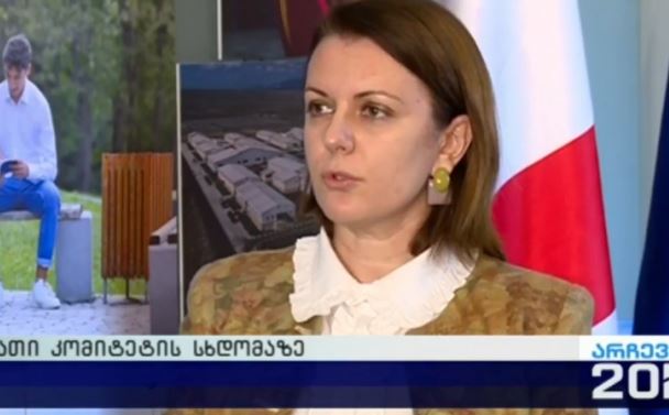 „მომაძახა, რომ მე ვარ ნაბ***.ი...“ - პარლამენტში დეპუტატები ერთმანეთს სიტყვიერად დაუპირისპირდნენ