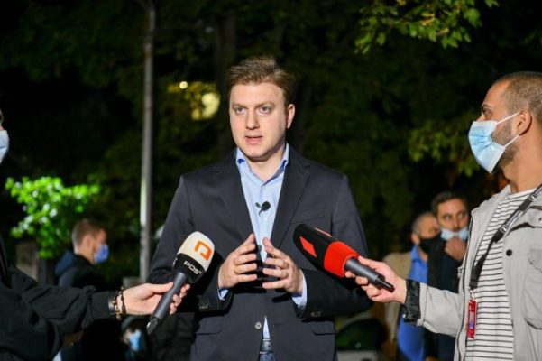 მისასალმებელია, რომ სახელმწიფომ ქვეყანას აარიდა არეულობა და დესტაბილიზაცია, რასაც მიზნად ისახავდა სააკაშვილის პროვოკაციული ჩამოსვლა – ვატო შაქარიშვილი