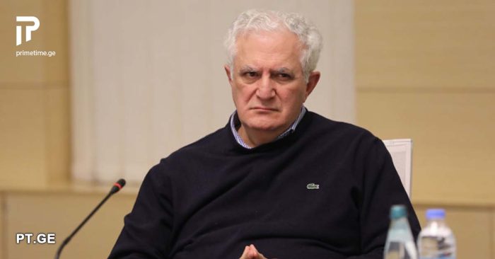 ამირან გამყრელიძე ანტიბიოტიკებთან დაკავშირებით საყურადღებო ინფორმაციას ავრცელებს