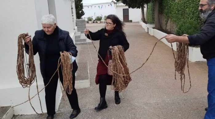 Video: სპეციალური სანთელი, რომელიც ეკლესიას წრეს არტყამს – ქრისტიანული უნიკალური ტრადიცია სოფელ მელამპესში