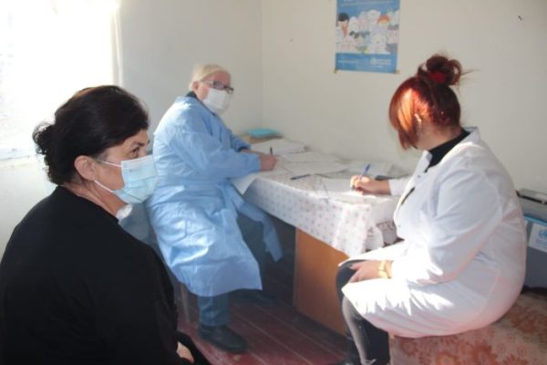 „ავიცრათ სიცოცხლის გადასარჩენად“ – კამპანიის ფარგლებში სოფელ სასაშში, ჟახუნდერსა და ჩიხარეშში 97 მოქალაქე COVID-19 საწინააღმდეგო ვაქცინით აიცრა