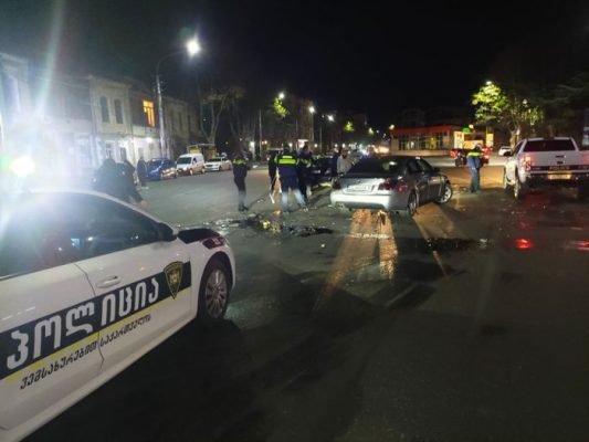 ქუთაისში რამდენიმე წუთის წინ ავტოსაგზაო შემთხვევა მოხდა