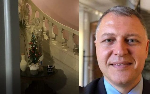 VIDEO: როგორ გამოიყურება გიორგი ფხაკაძის საახალწლოდ მორთული სახლი