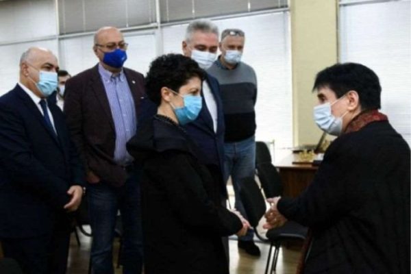 თეა წულუკიანი საქართველოს ქალ მოჭადრაკეთა ნაკრებს შეხვდა და მორიგი წარმატება მიულოცა