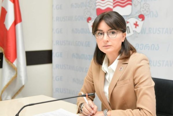 რუსთავის მერი შრომის უსაფრთხოების ნორმების გამკაცრებაზე საუბრობს და ზედამხედველობის სამსახურის რებრენდინგს იწყებს