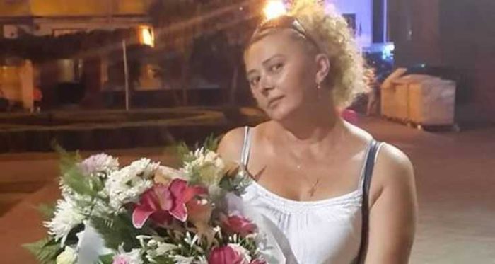 „მთელი ბათუმი მინერვას ჭირისუფალია“ - ვინ იყო ქალი, რომელსაც დღეს ბათუმლები დასტირიან