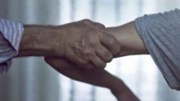 ქუთაისში 70 წლამდე ქალი მეზობელ მამაკაცს სექსუალურ ძალადობაში ადანაშაულებს